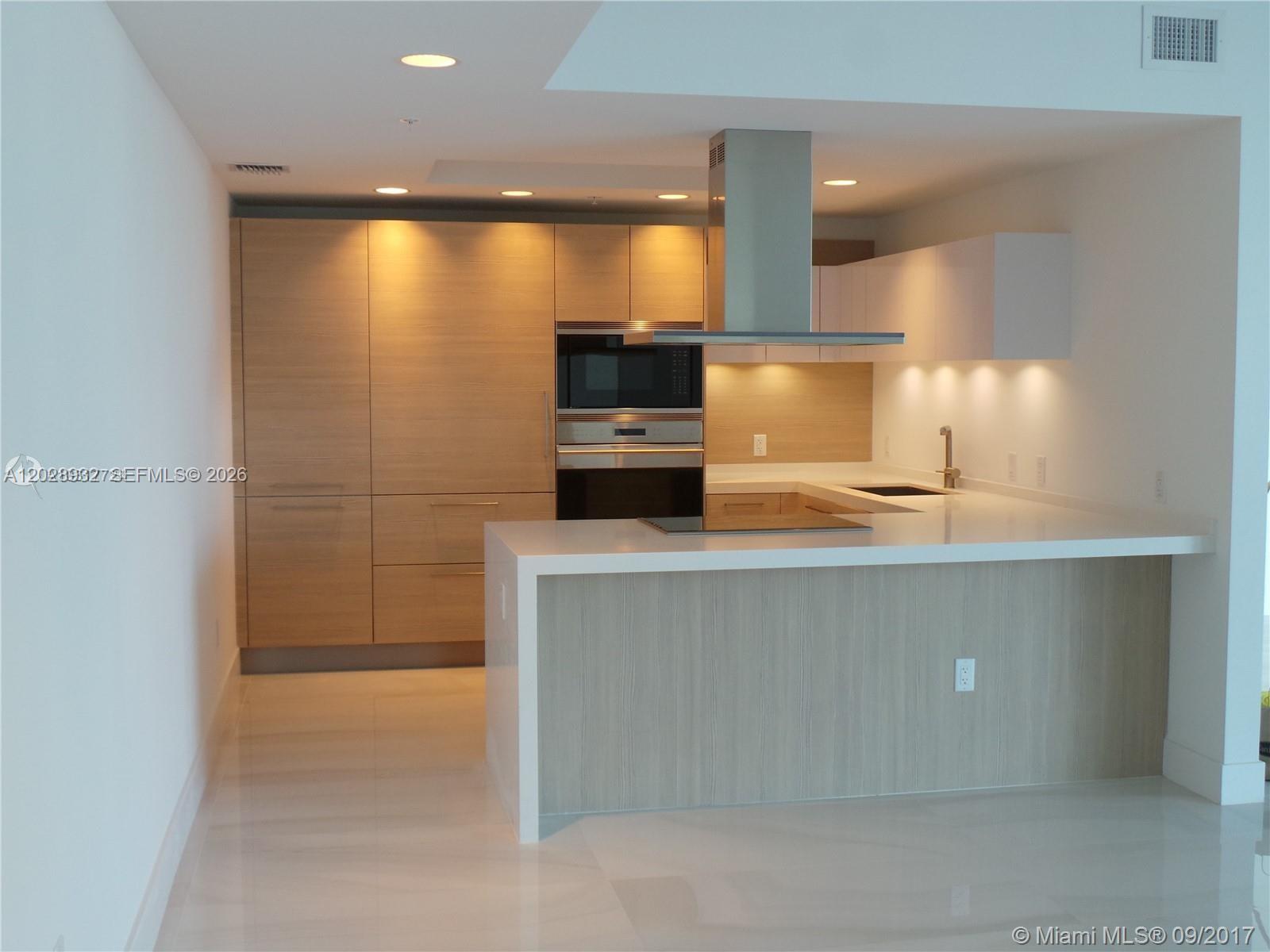 17111 N Biscayne Blvd #1703, North Miami Beach FL 33160