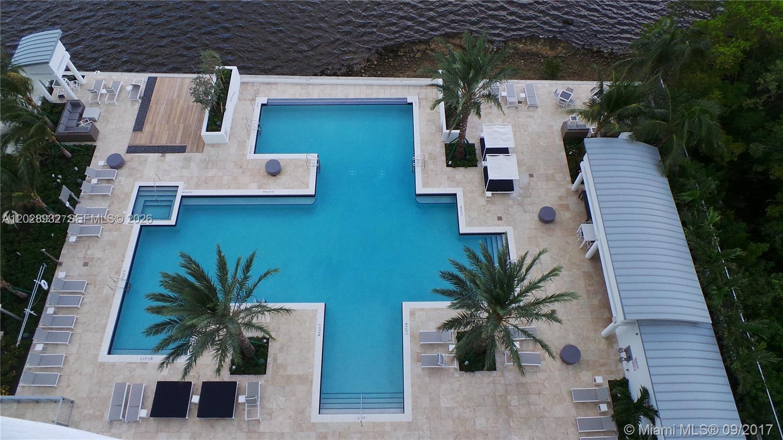 17111 N Biscayne Blvd #1703, North Miami Beach FL 33160