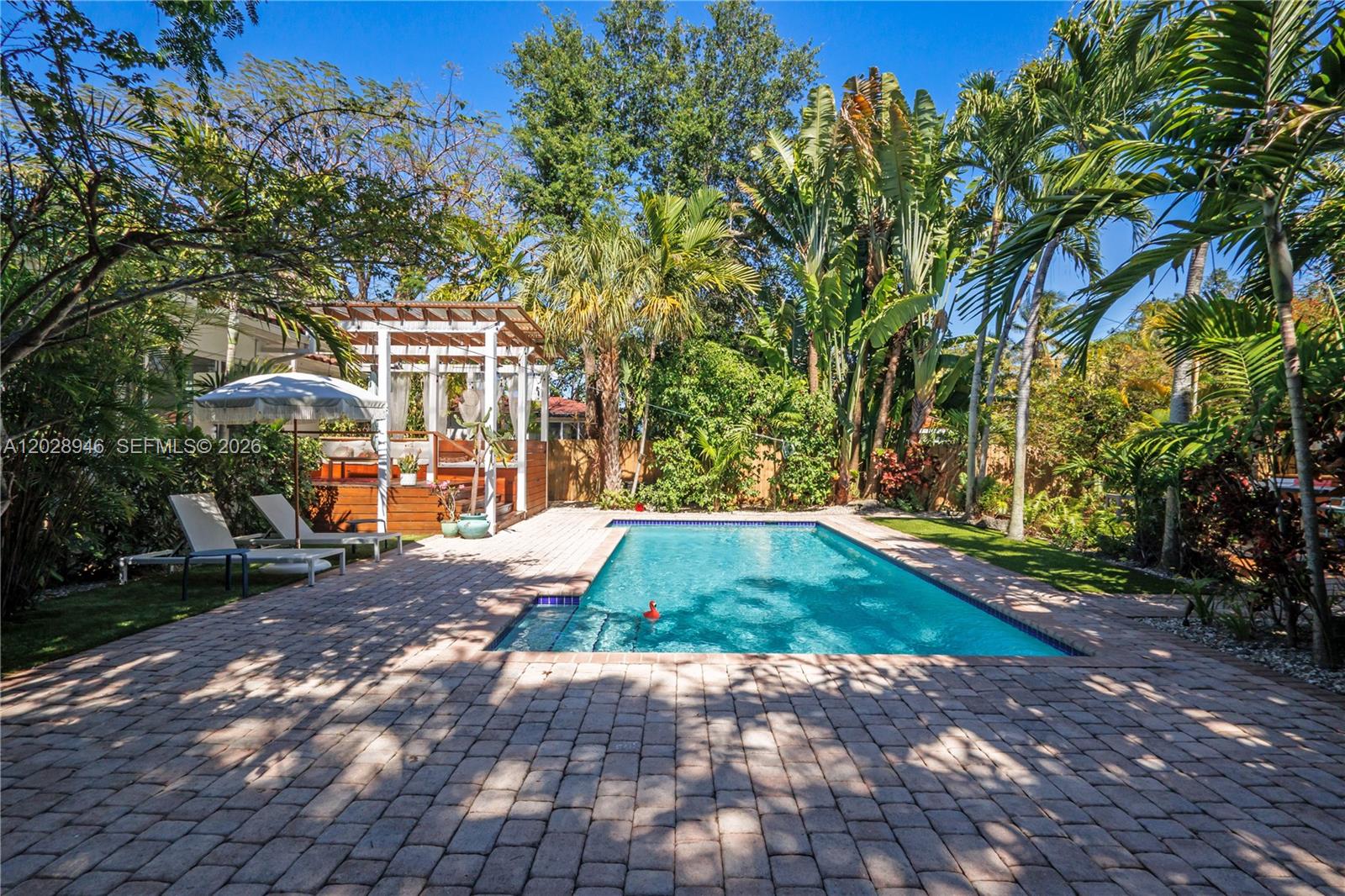 528 NE 72nd St, Miami FL 33138