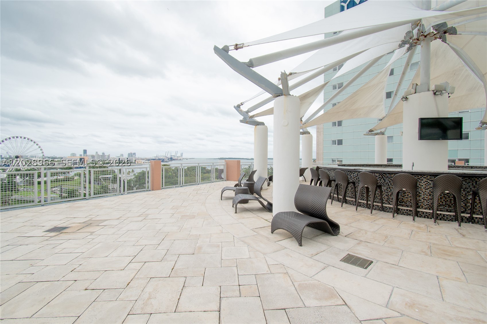 253 NE 2nd Street #315, Miami FL 33132