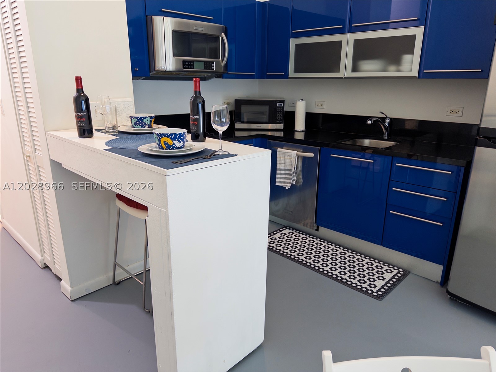 253 NE 2nd Street #315, Miami FL 33132