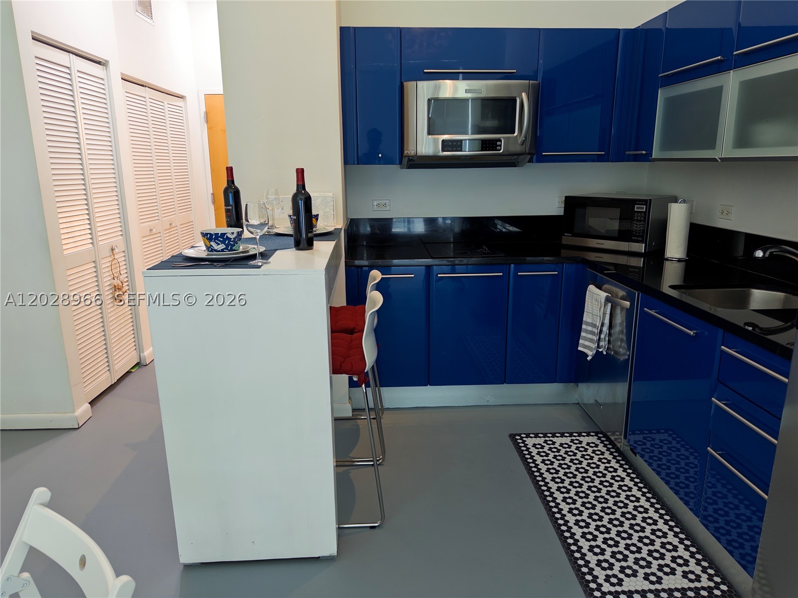 253 NE 2nd Street #315, Miami FL 33132