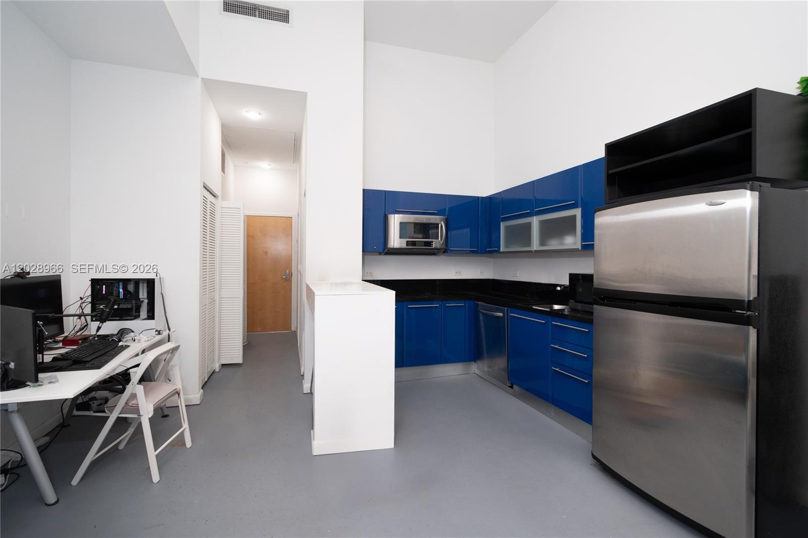 253 NE 2nd Street #315, Miami FL 33132