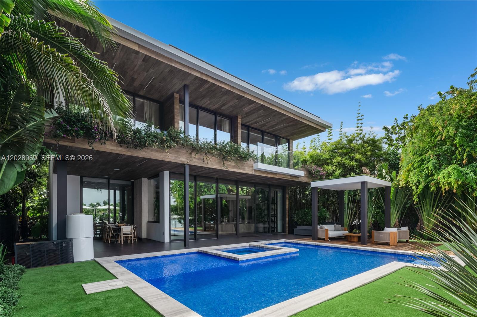 508 W Dilido Dr, Miami Beach FL 33139