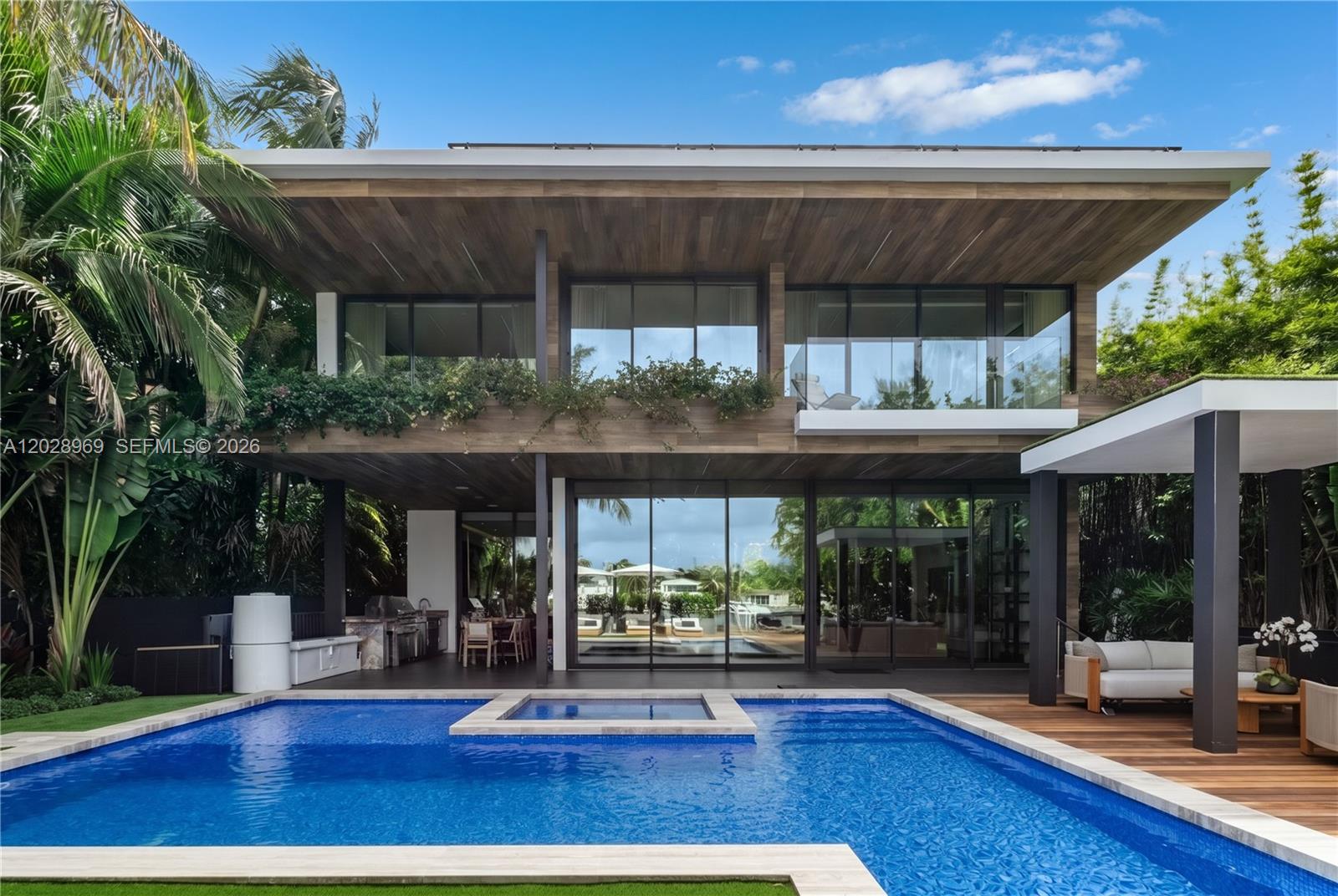 508 W Dilido Dr, Miami Beach FL 33139