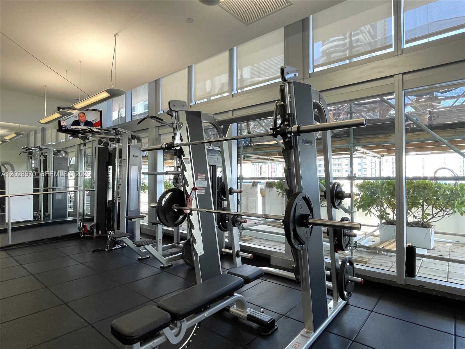 79 SW 12th St #1211-S, Miami FL 33130