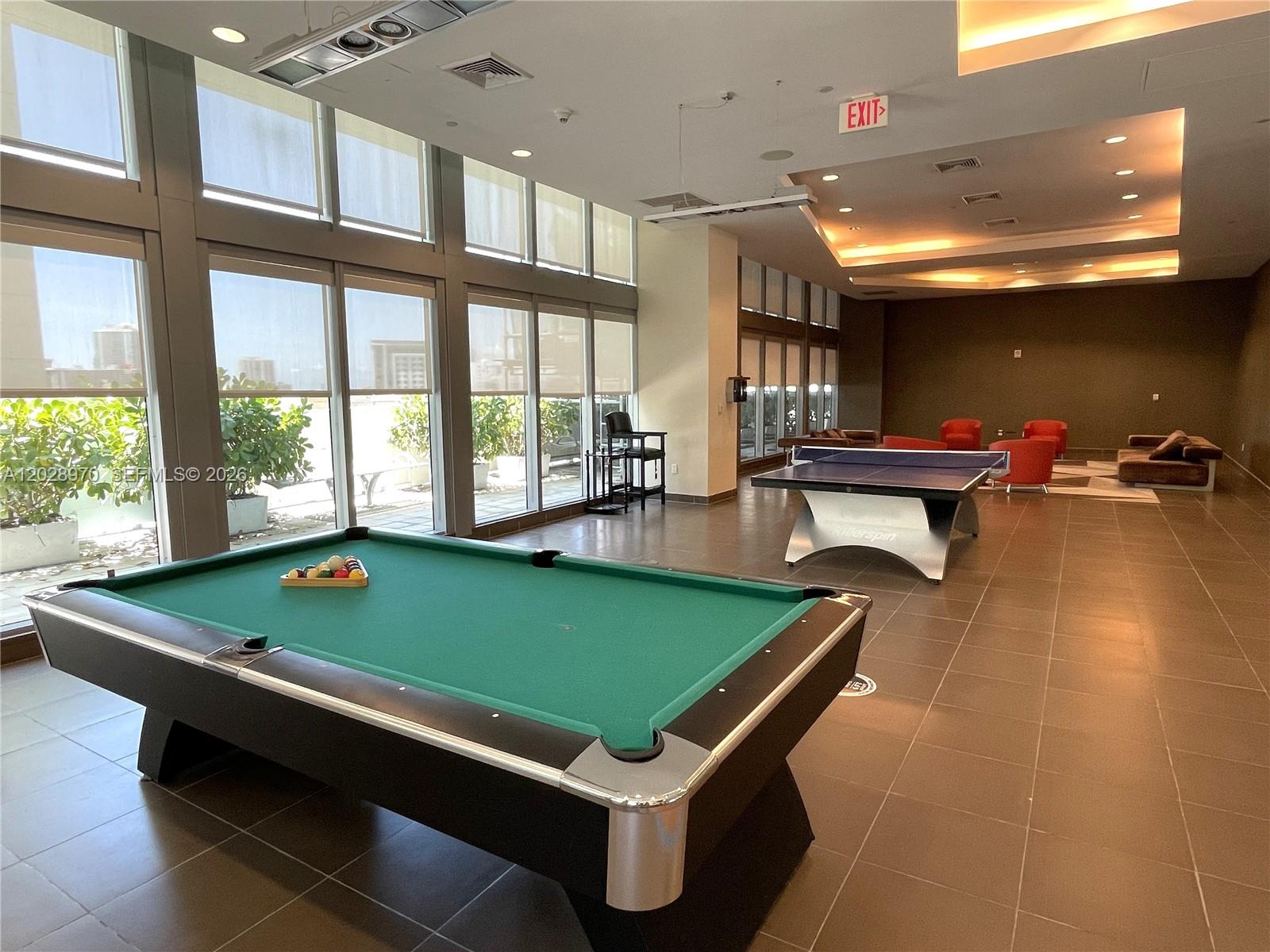 79 SW 12th St #1211-S, Miami FL 33130