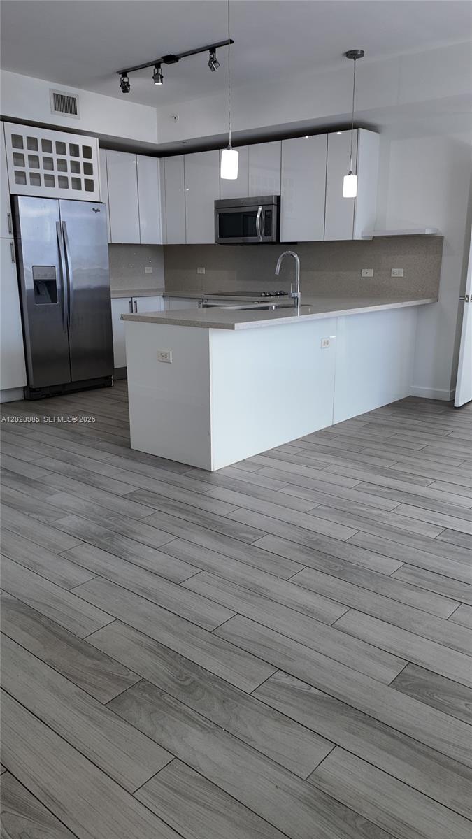 999 SW 1st Ave #2202, Miami FL 33130