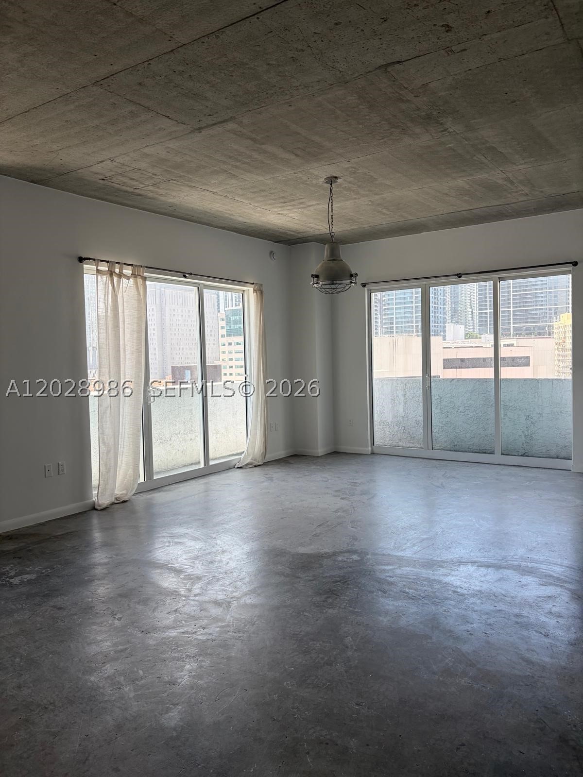 133 NE 2nd Ave #913, Miami FL 33132