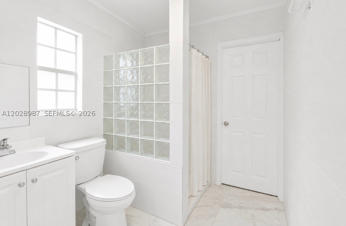 3315 NW 11th Ave, Miami FL 33127