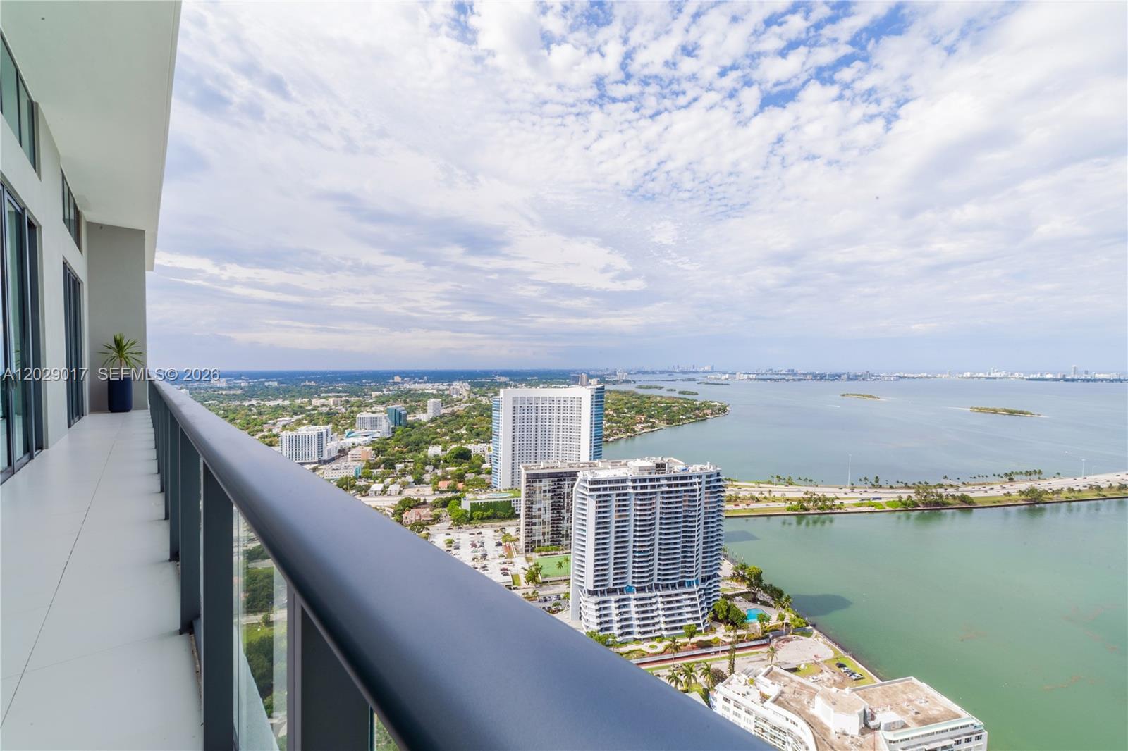 501 NE 31st St #PH4402, Miami FL 33137