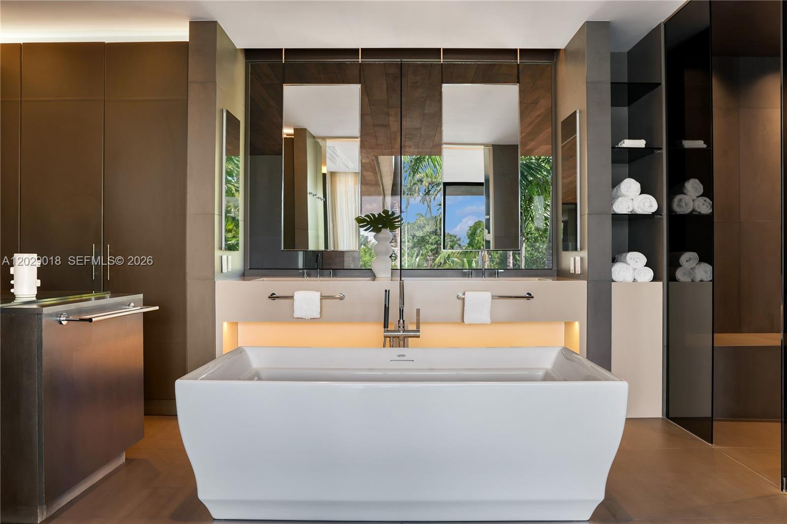 508 W Dilido Dr, Miami Beach FL 33139