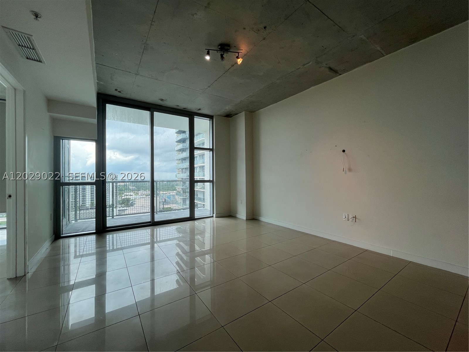3301 NE 1st Ave #H1911, Miami FL 33137