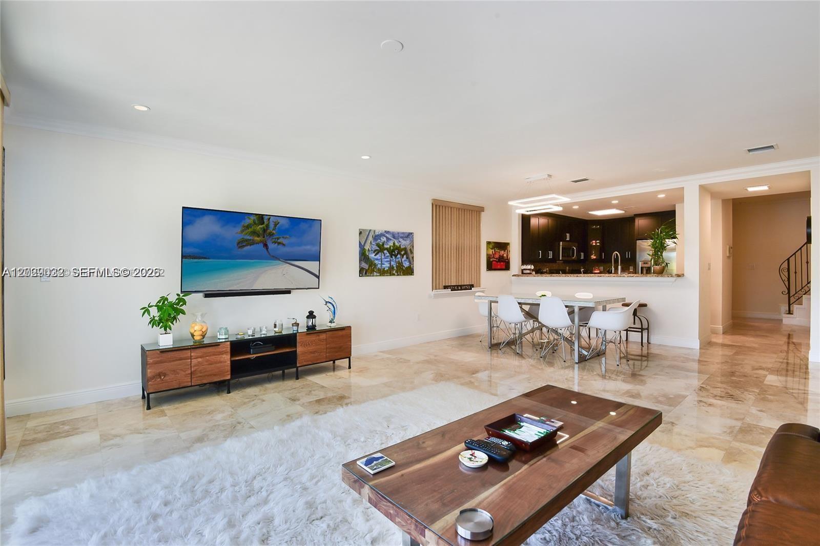 3870 NE 168th St #2, North Miami Beach FL 33160