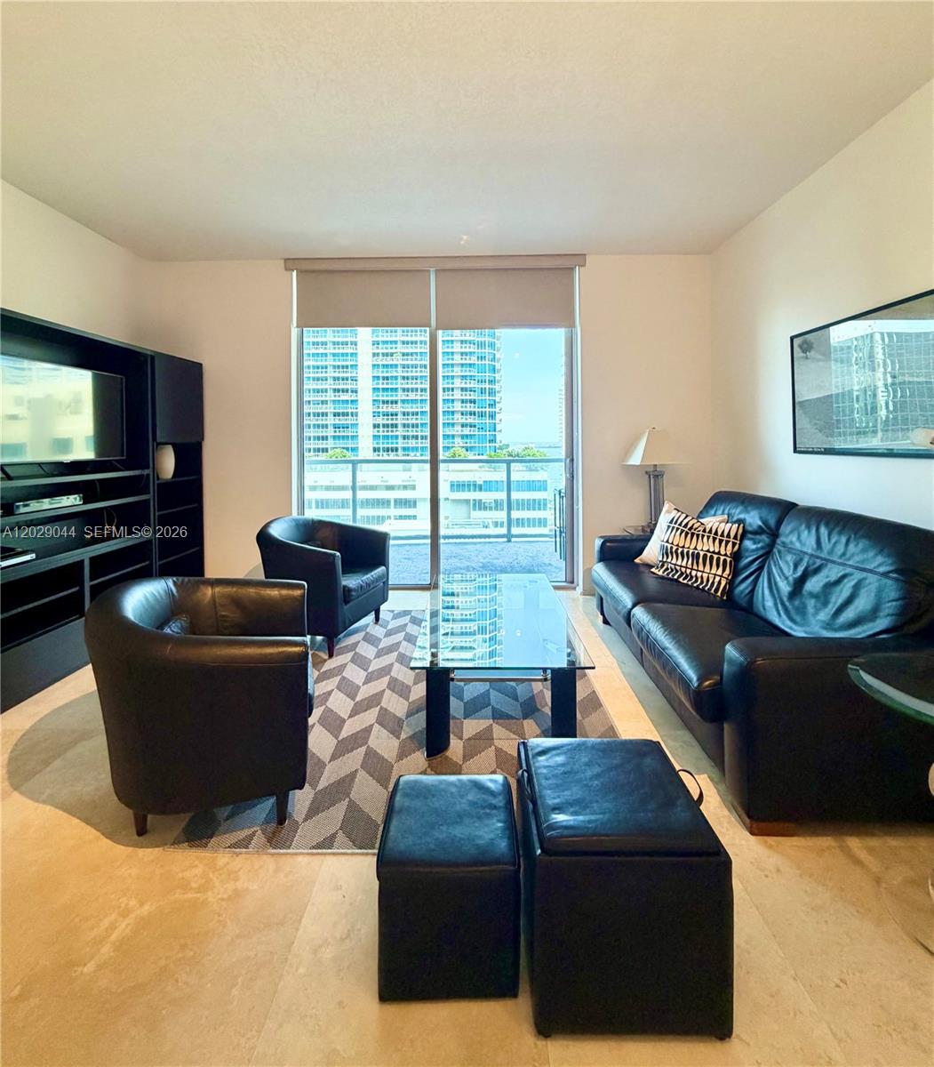 1060 Brickell Ave #2003, Miami FL 33131