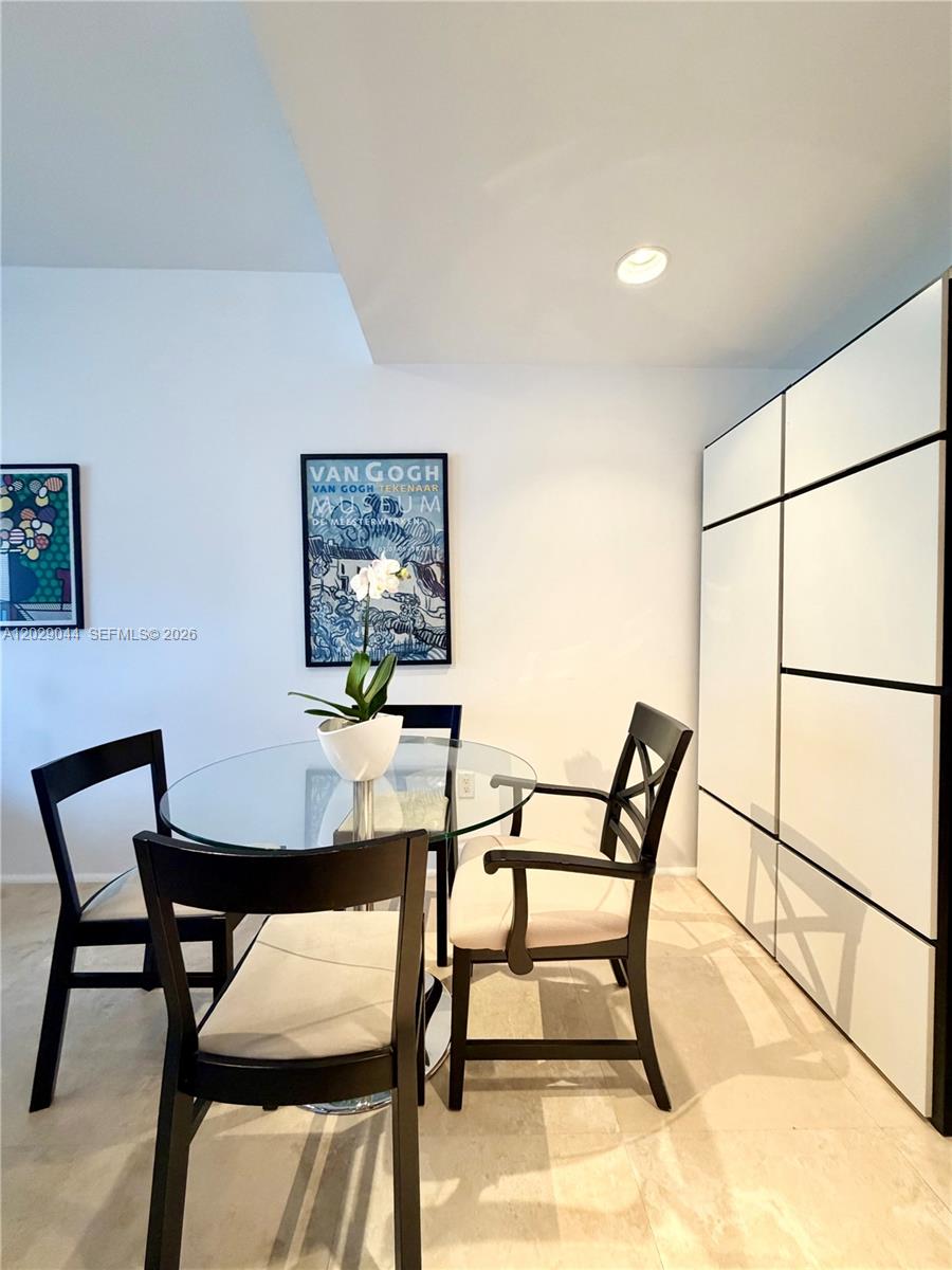 1060 Brickell Ave #2003, Miami FL 33131