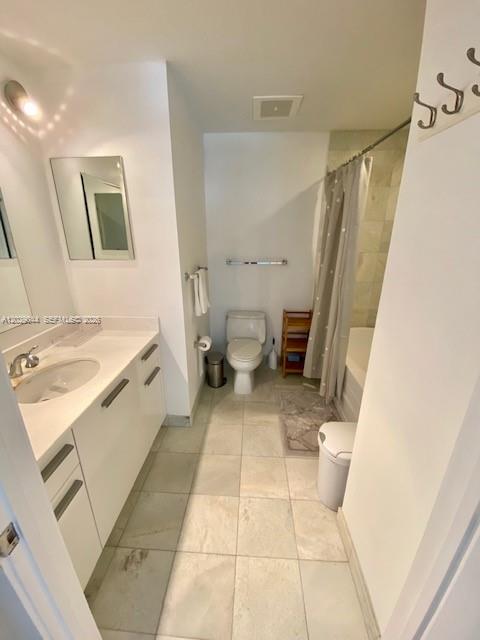 1060 Brickell Ave #2003, Miami FL 33131