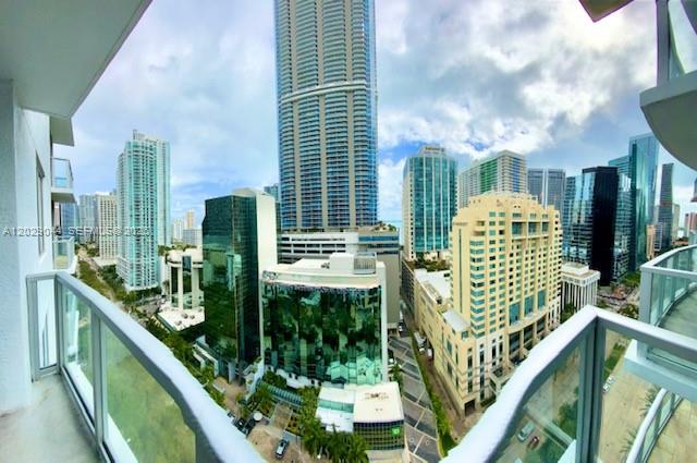 1060 Brickell Ave #2003, Miami FL 33131