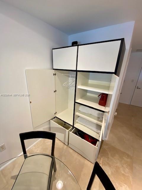 1060 Brickell Ave #2003, Miami FL 33131
