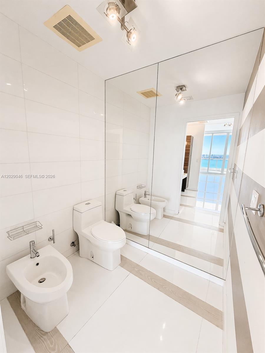 2020 N Bayshore Dr #2909, Miami FL 33137