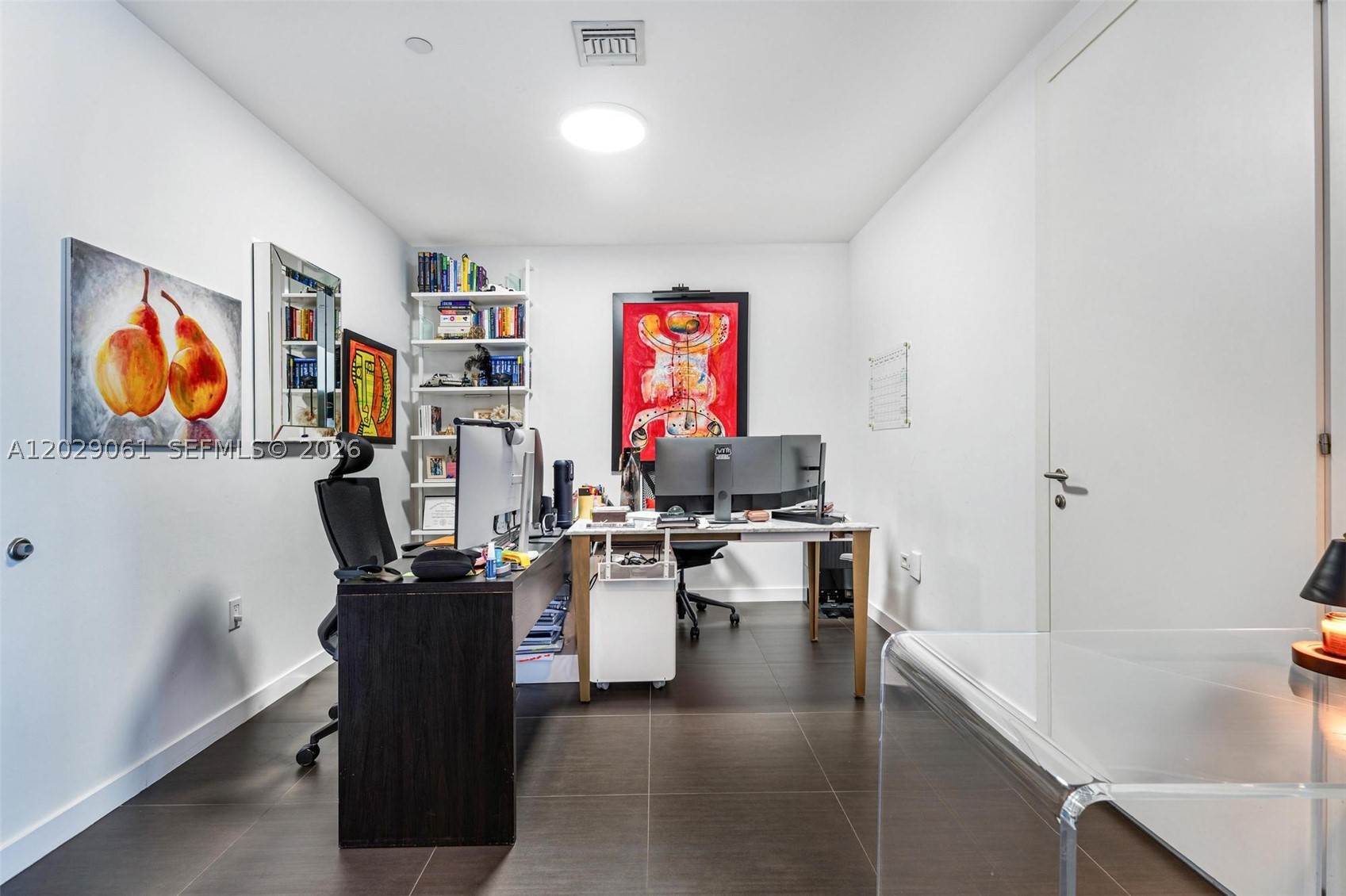 200 Biscayne Boulevard Way #4812, Miami FL 33131