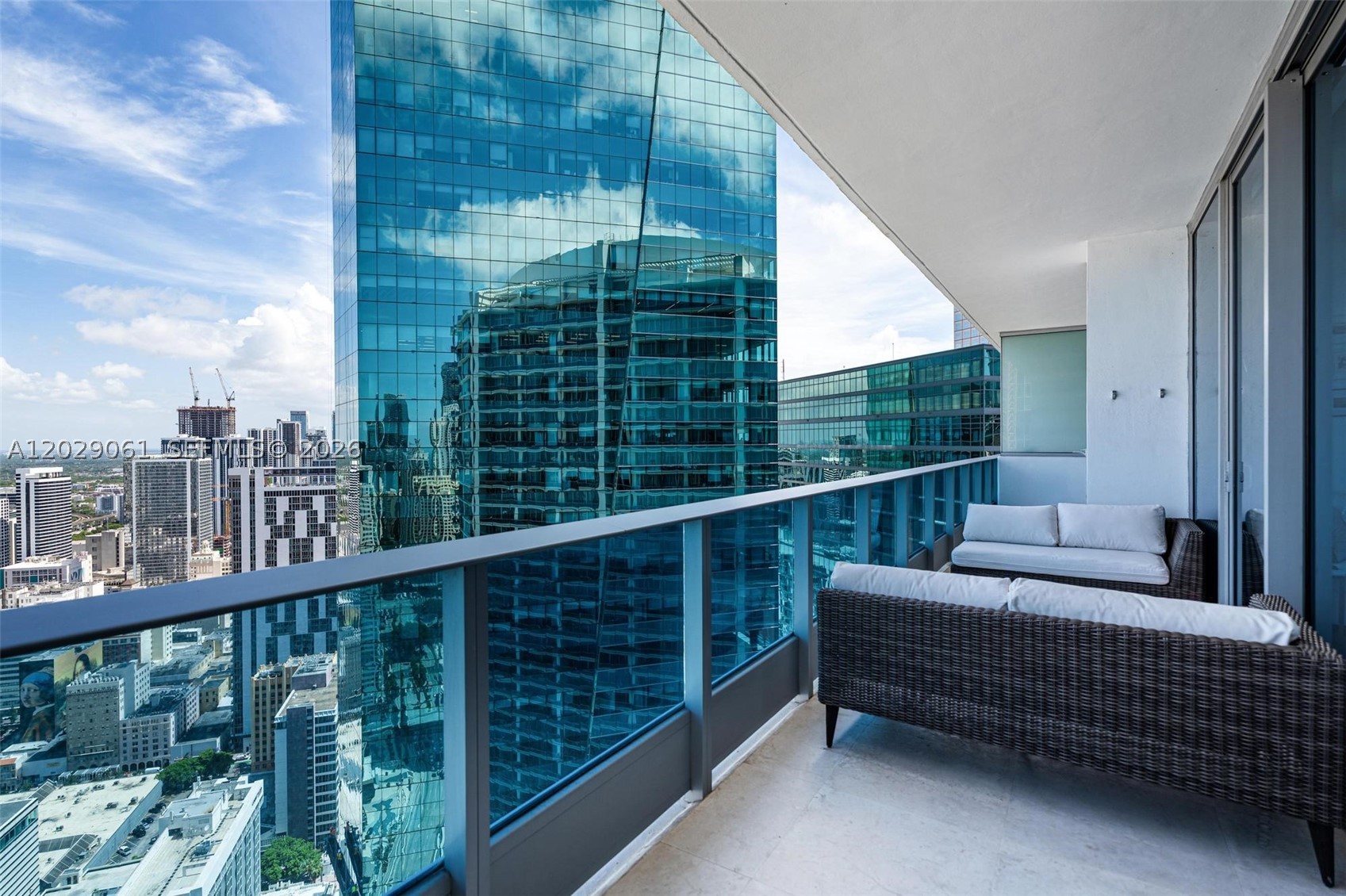 200 Biscayne Boulevard Way #4812, Miami FL 33131