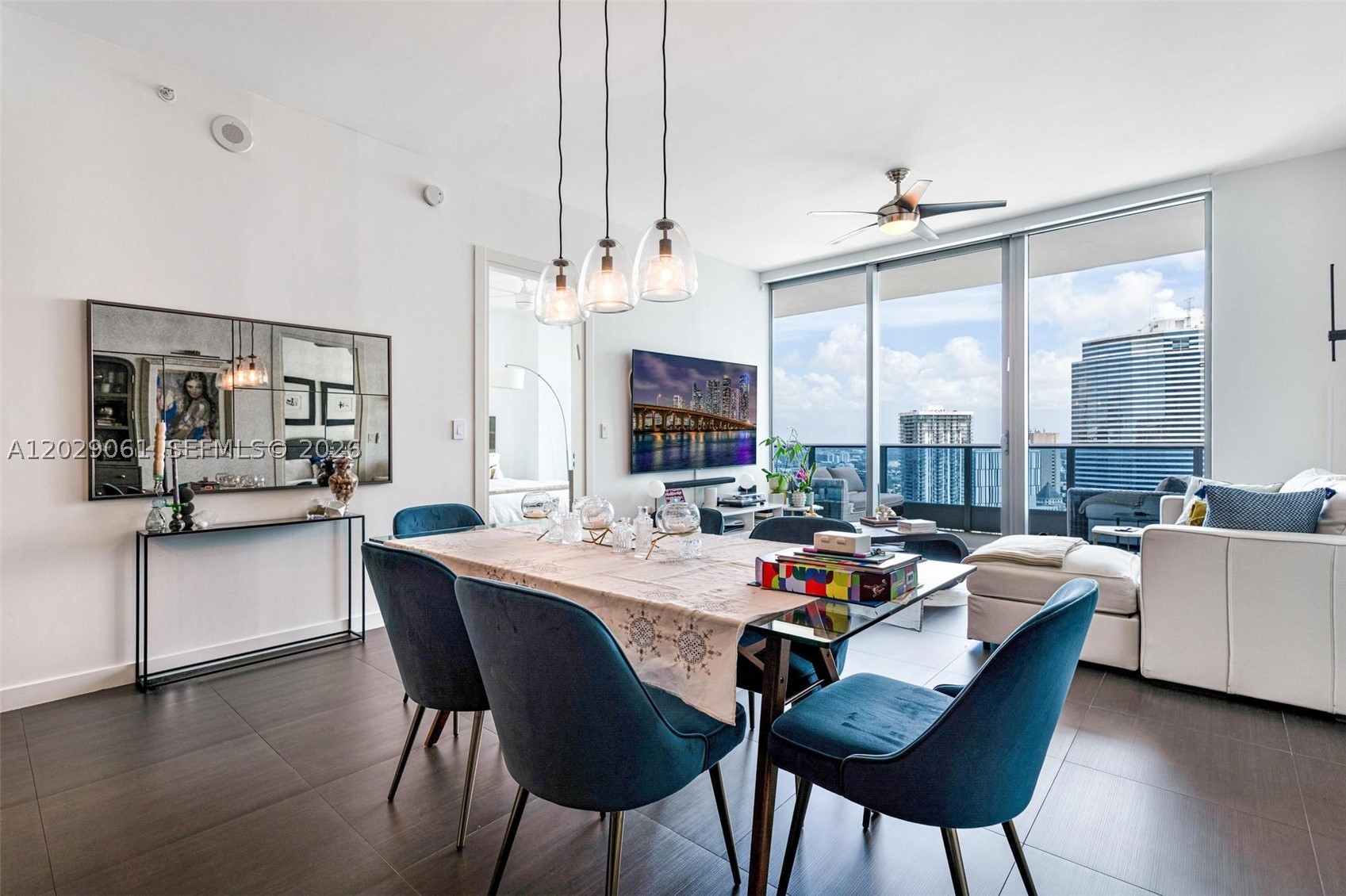 200 Biscayne Boulevard Way #4812, Miami FL 33131