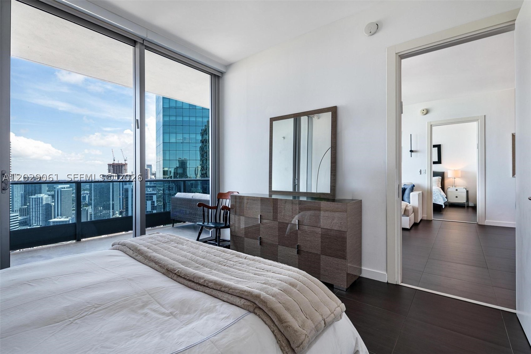 200 Biscayne Boulevard Way #4812, Miami FL 33131