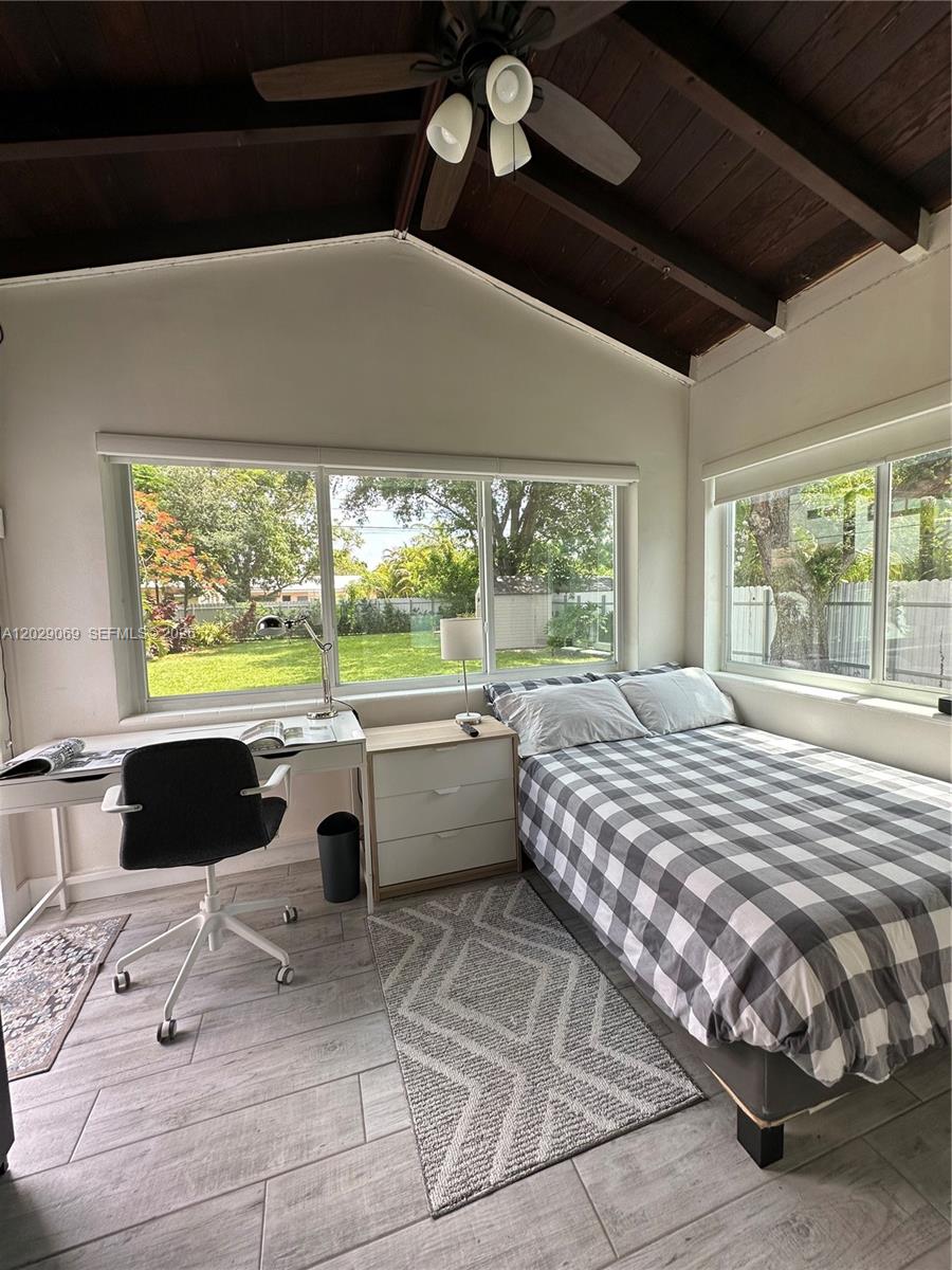 435 NE 71st St, Miami FL 33138
