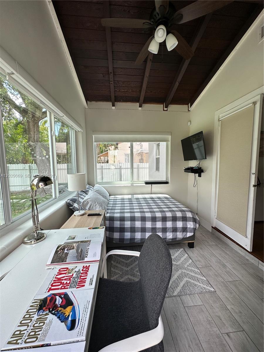 435 NE 71st St, Miami FL 33138