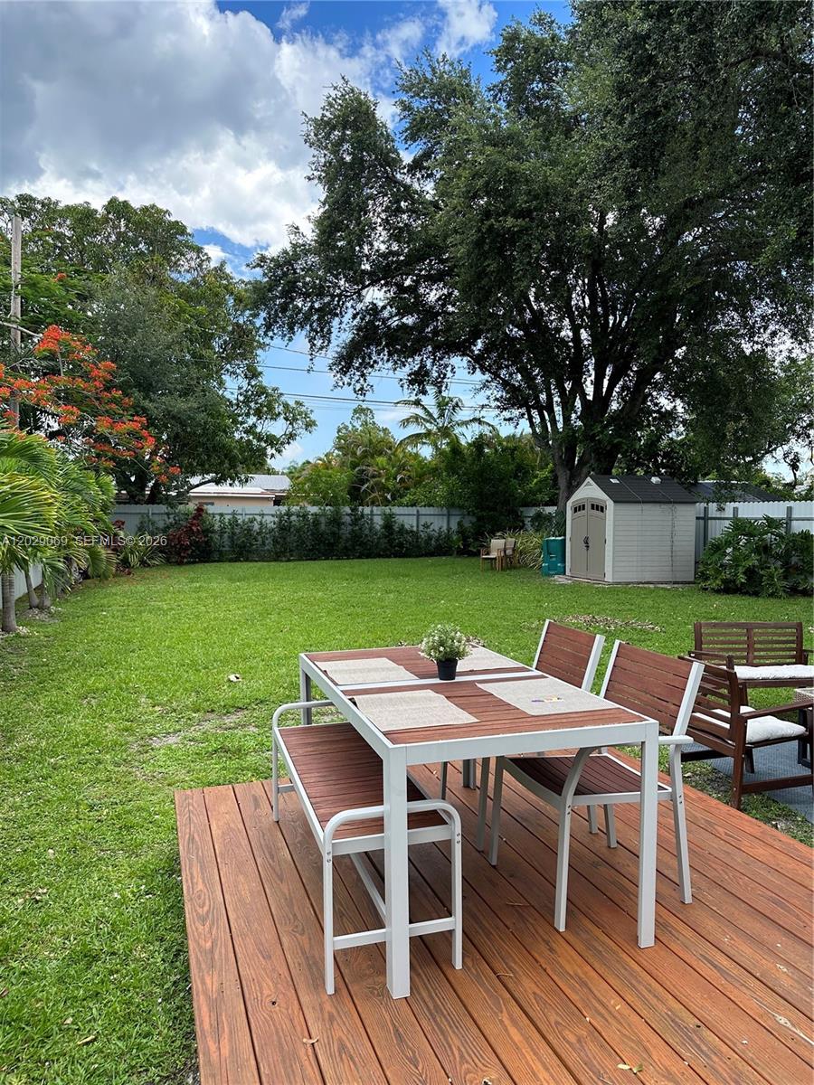 435 NE 71st St, Miami FL 33138