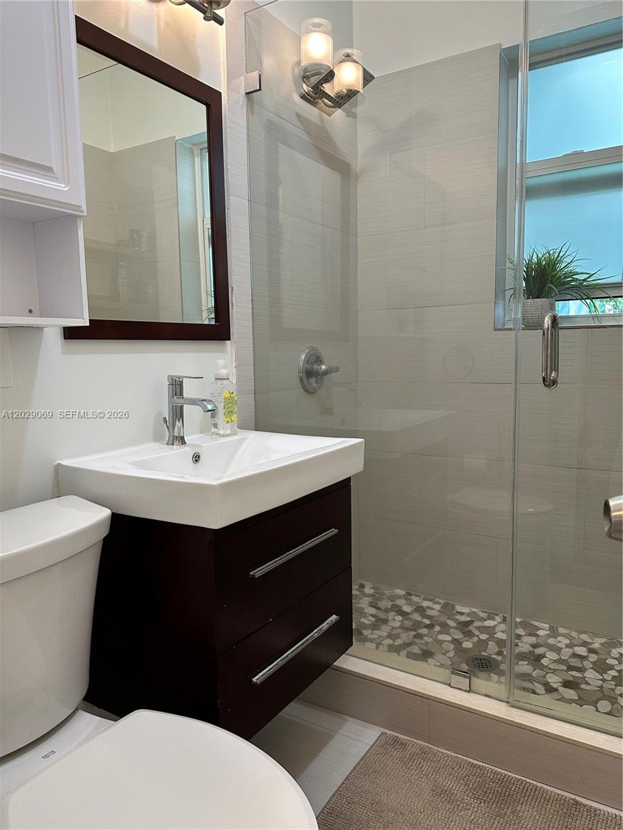 435 NE 71st St, Miami FL 33138