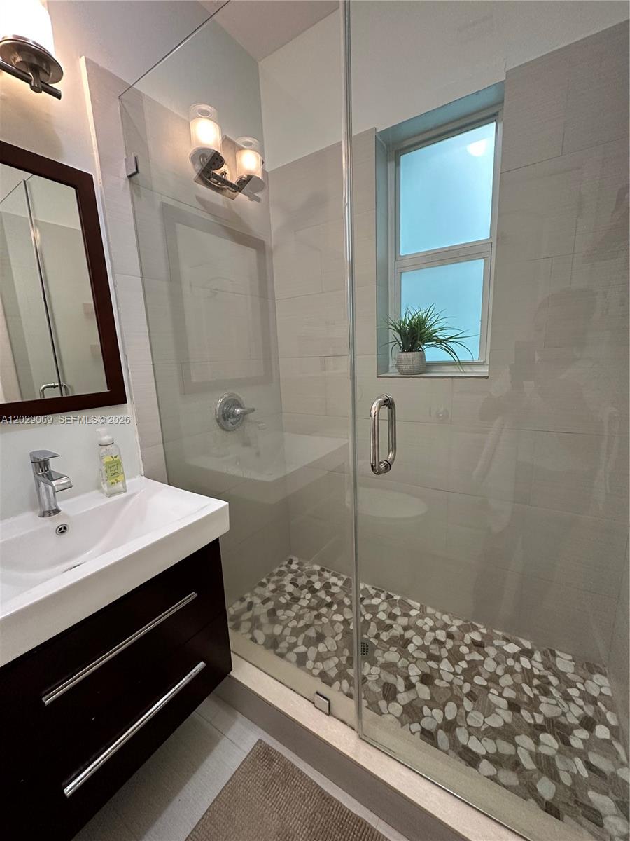 435 NE 71st St, Miami FL 33138