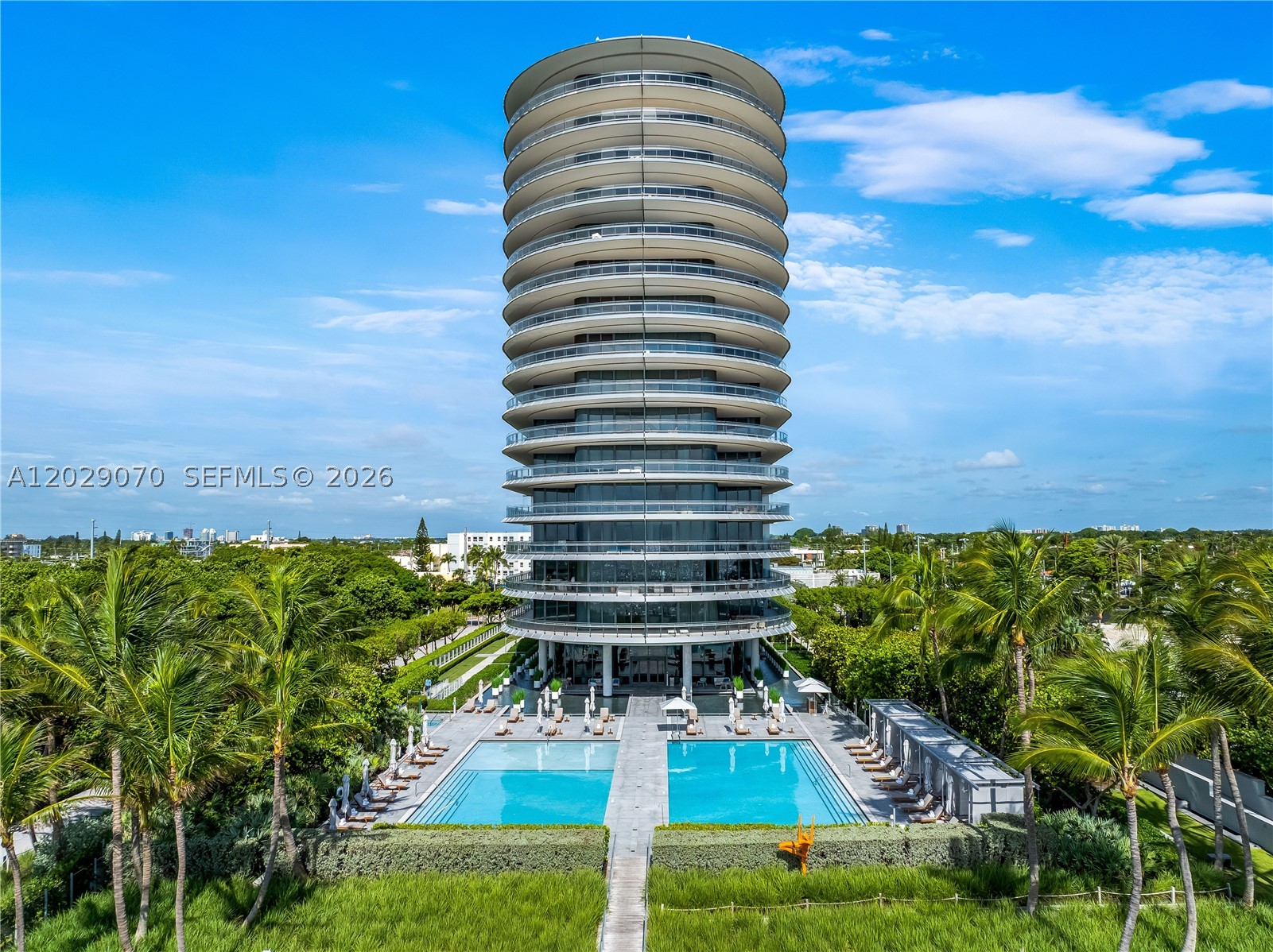 8701 Collins Ave #605, Miami Beach FL 33154