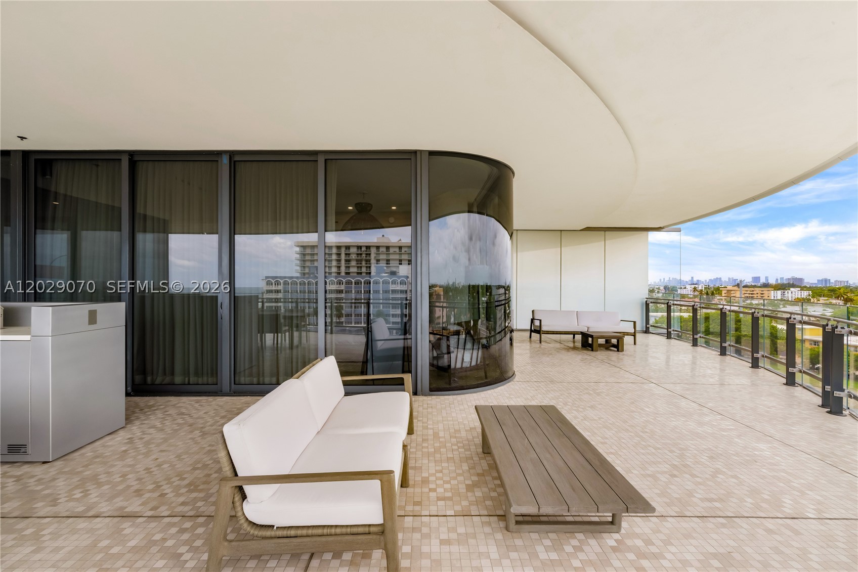 8701 Collins Ave #605, Miami Beach FL 33154