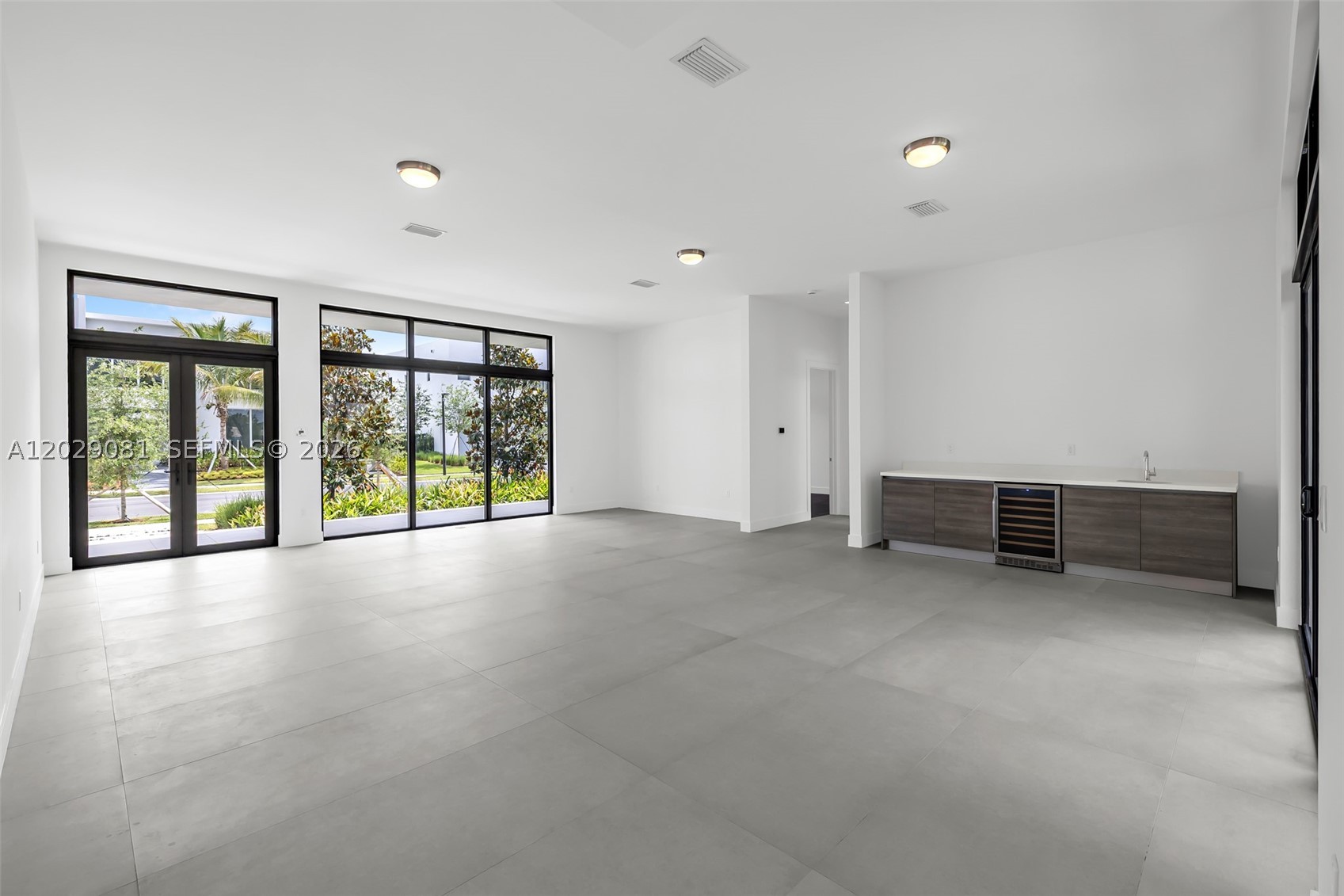 16689 N Botaniko Dr N, Weston FL 33326