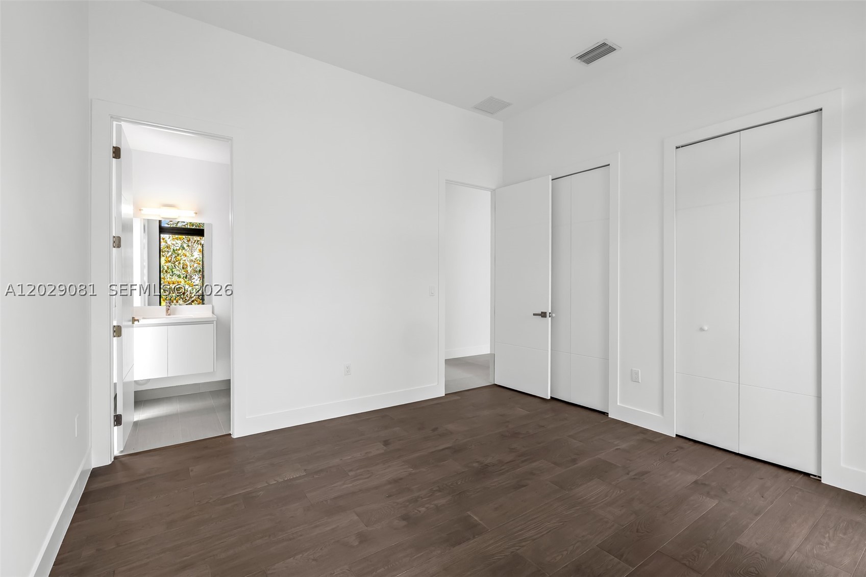 16689 N Botaniko Dr N, Weston FL 33326
