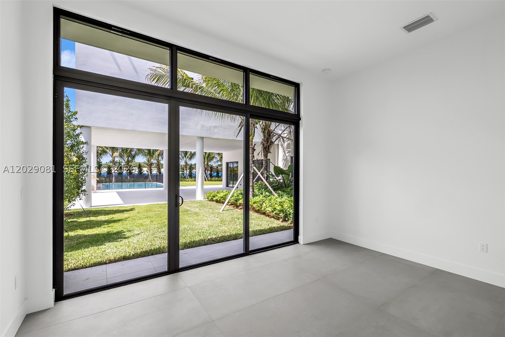 16689 N Botaniko Dr N, Weston FL 33326