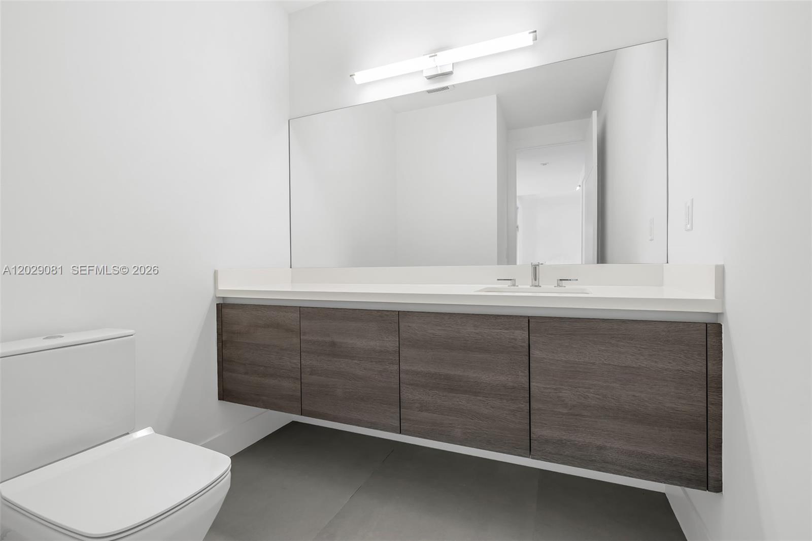 16689 N Botaniko Dr N, Weston FL 33326
