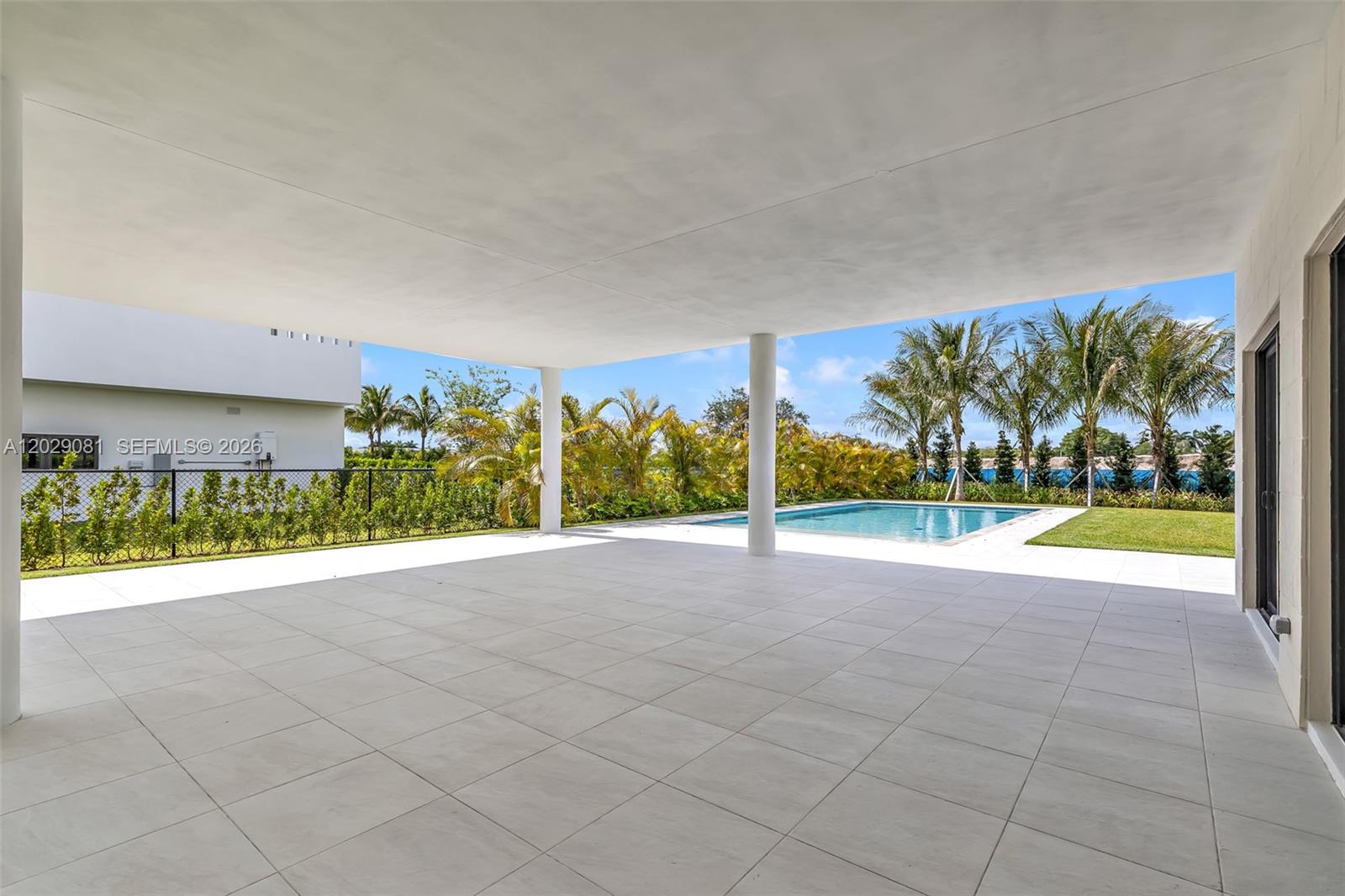 16689 N Botaniko Dr N, Weston FL 33326