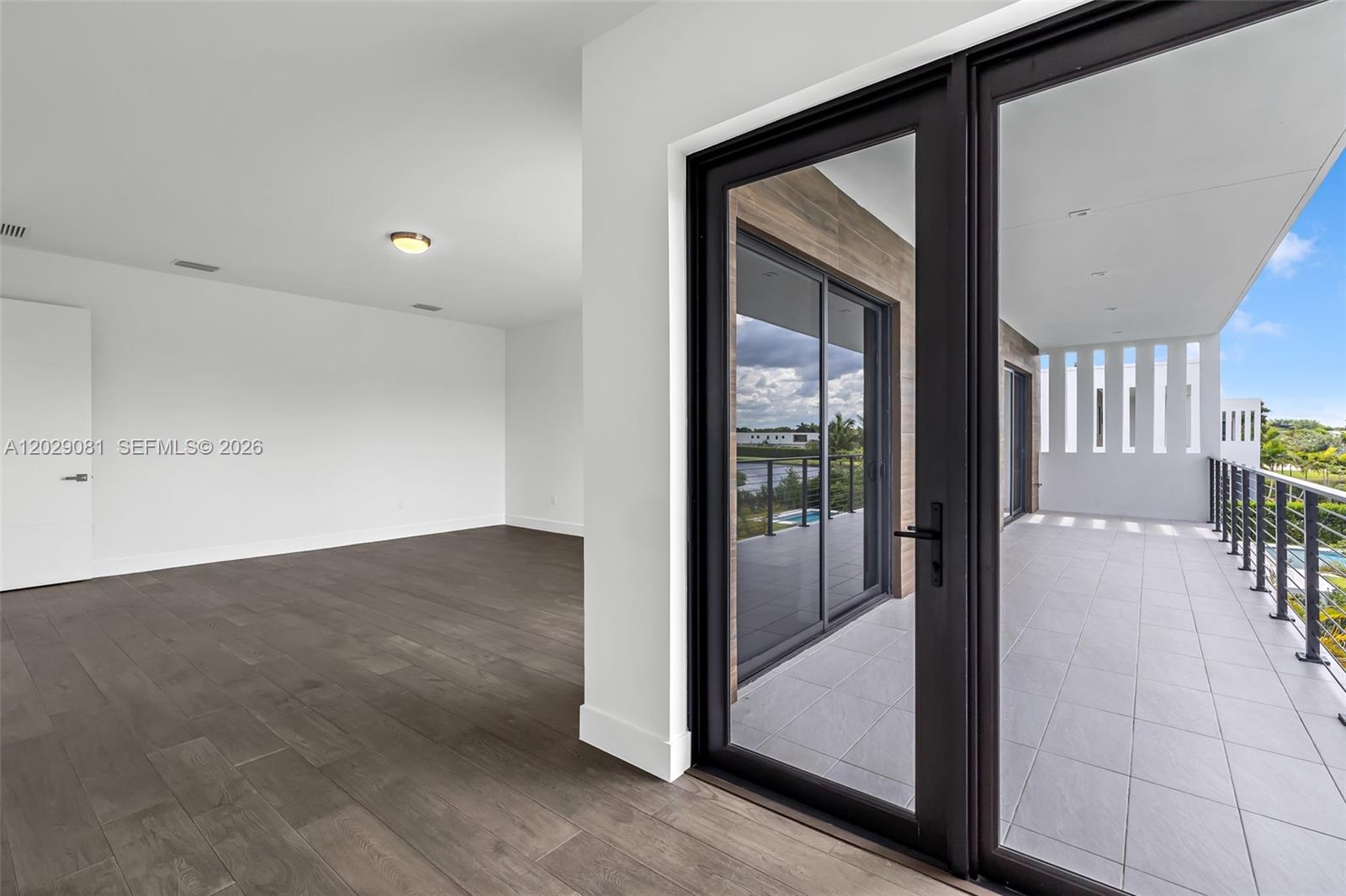 16689 N Botaniko Dr N, Weston FL 33326