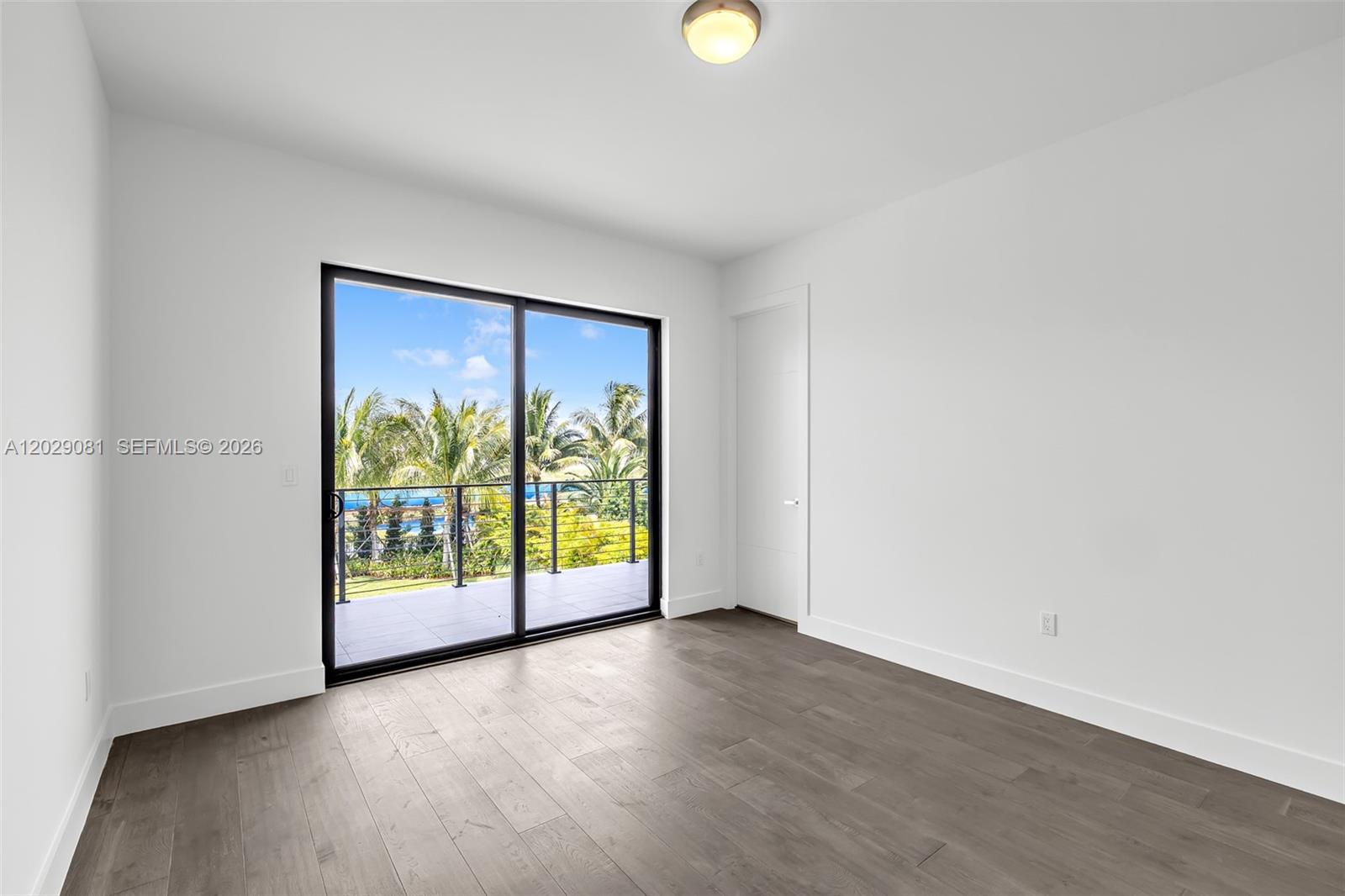 16689 N Botaniko Dr N, Weston FL 33326