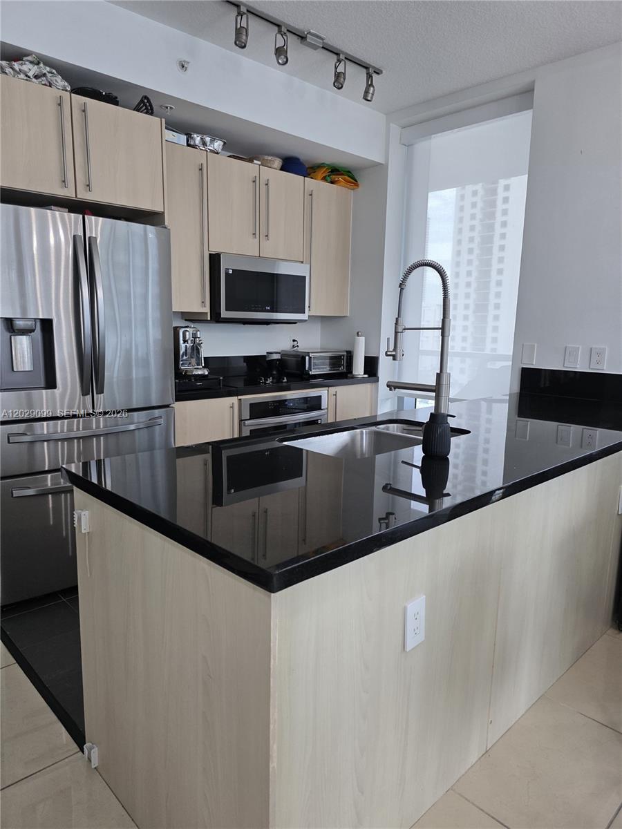 1111 SW 1st Ave #2020-N, Miami FL 33130
