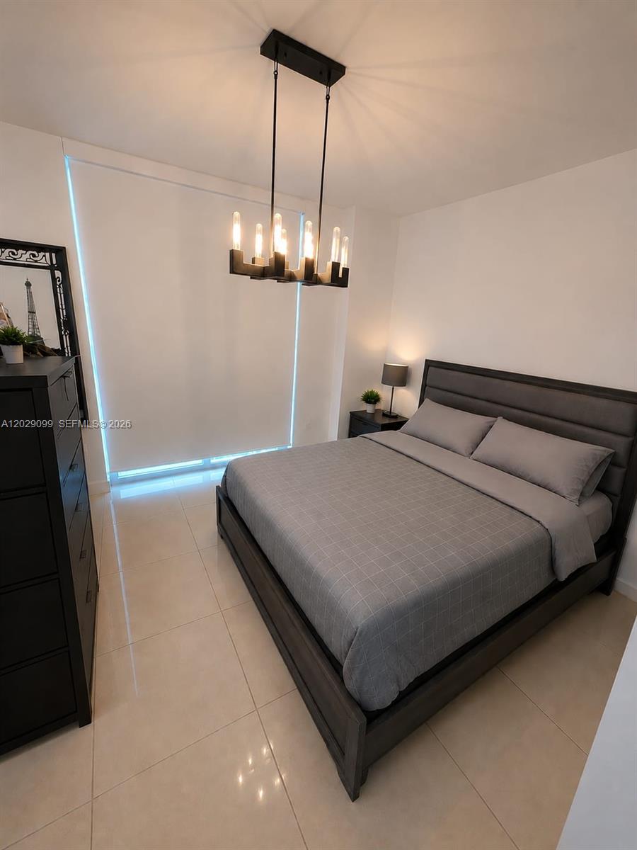 1111 SW 1st Ave #2020-N, Miami FL 33130
