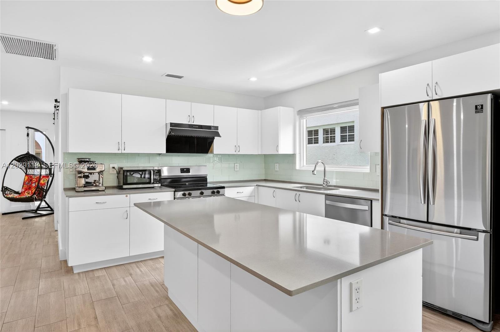 809 Milan Ave., Coral Gables FL 33134