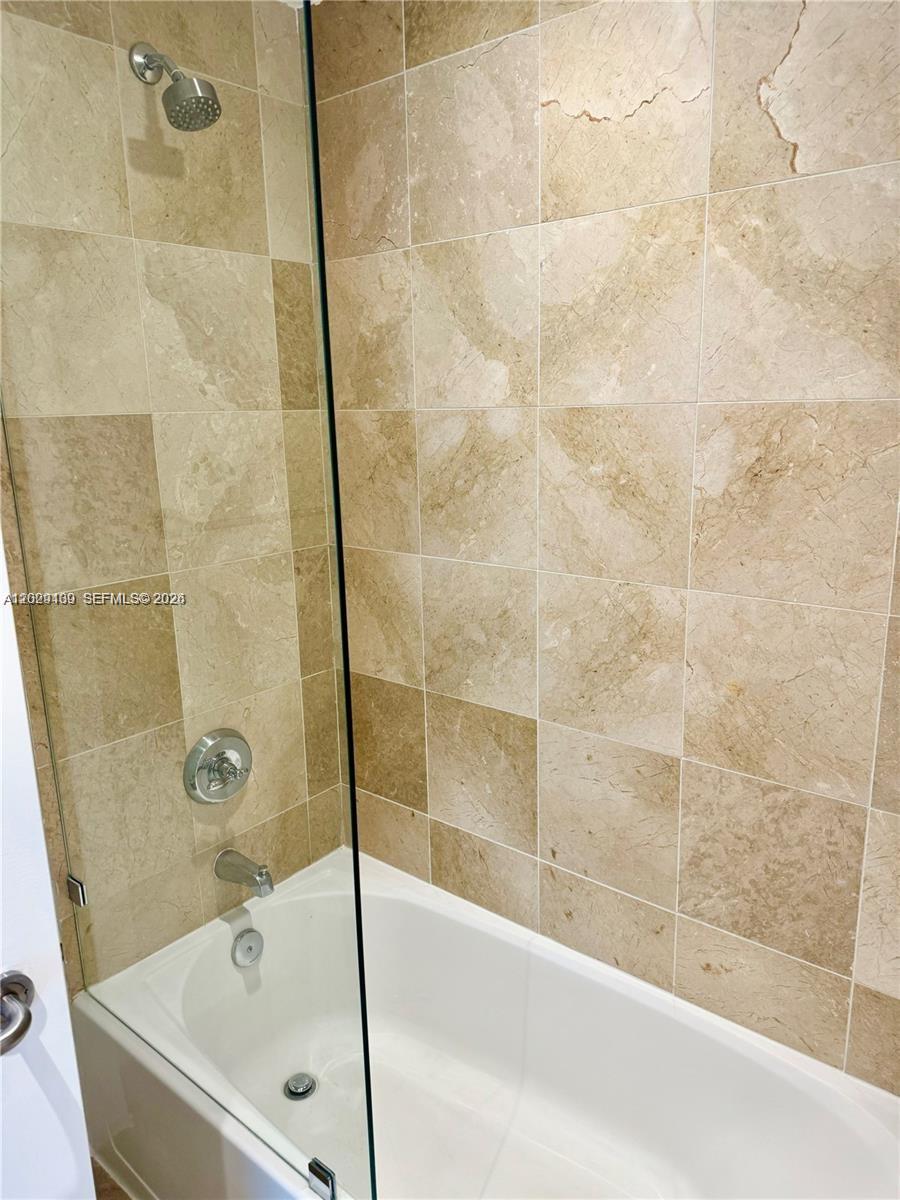 3131 NE 188th St #2-1213, Aventura FL 33180