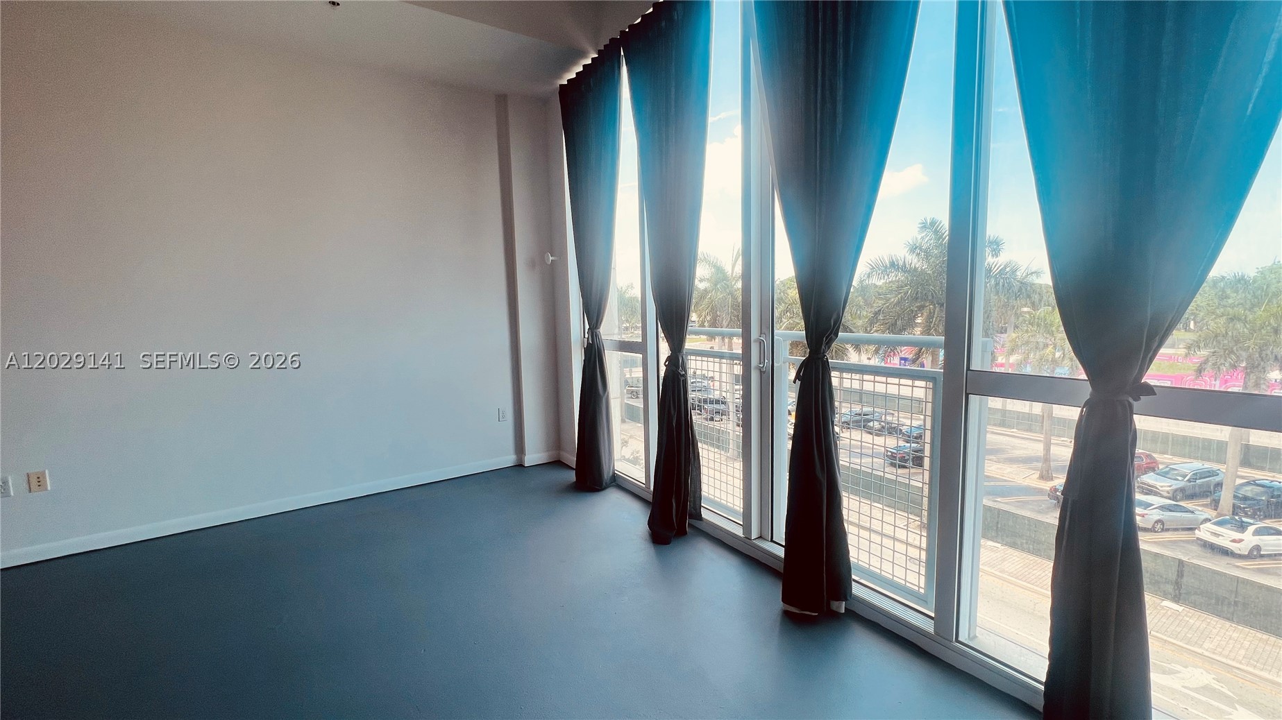 253 NE 2nd St #330, Miami FL 33132