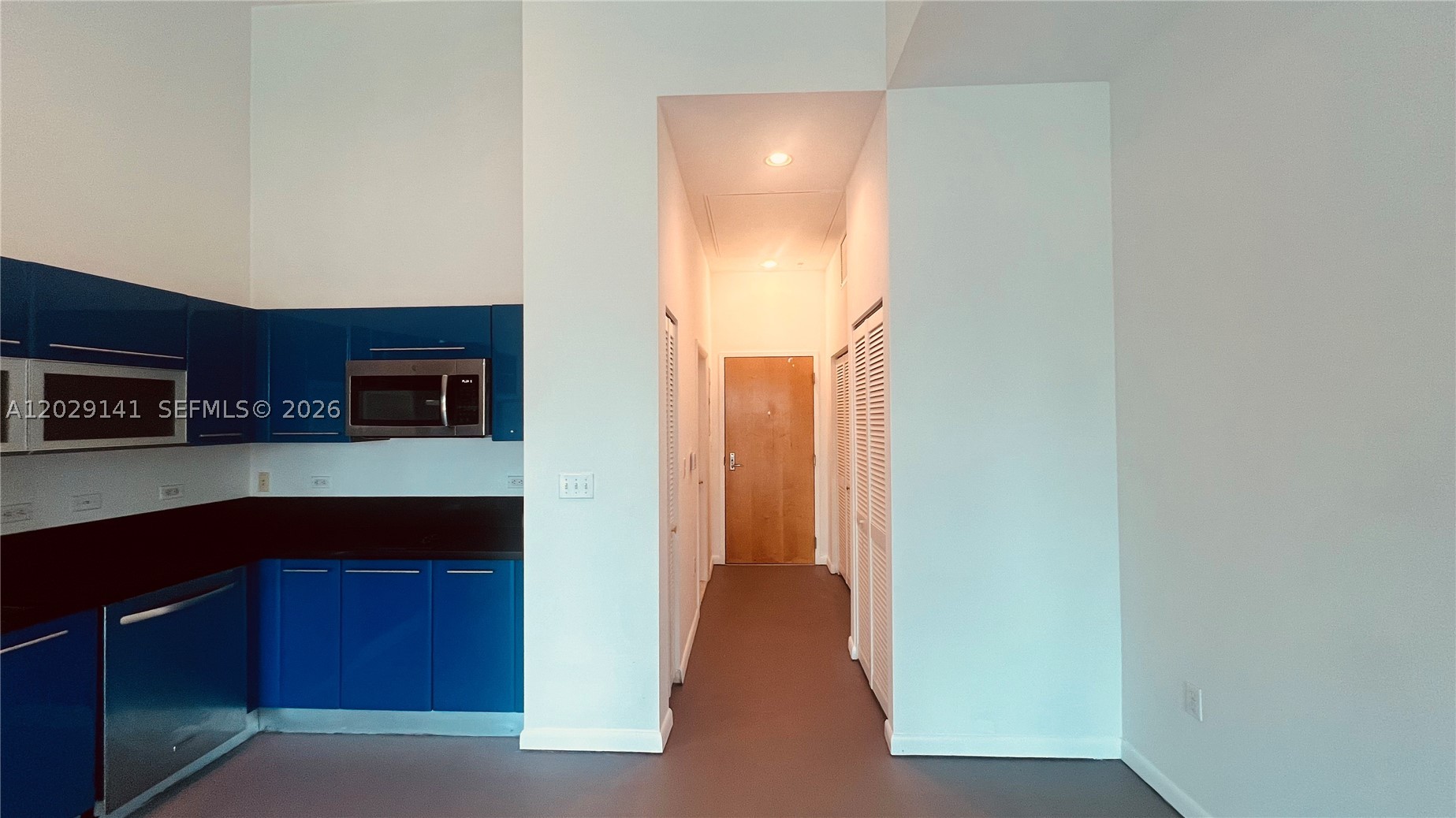 253 NE 2nd St #330, Miami FL 33132