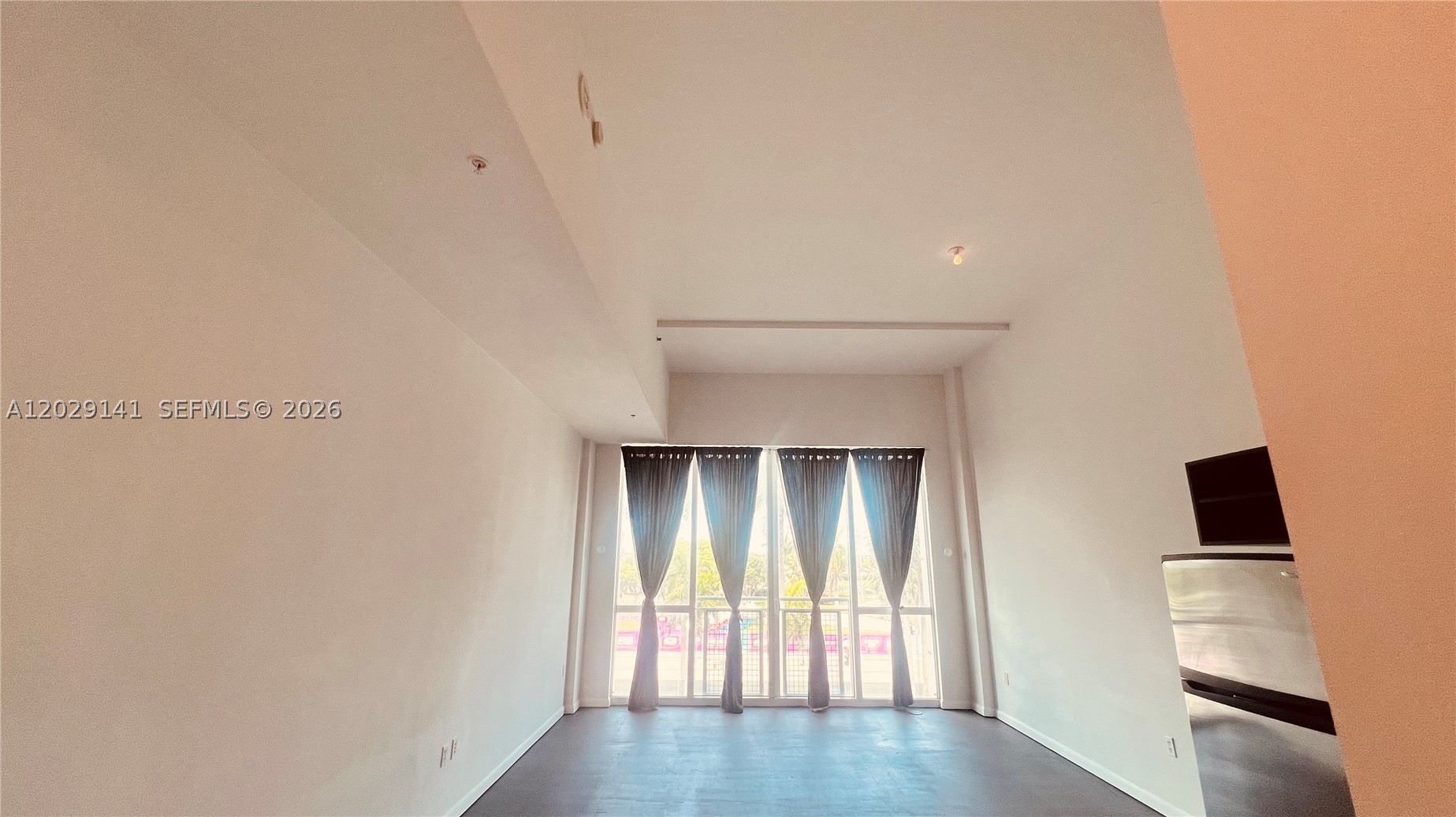 253 NE 2nd St #330, Miami FL 33132