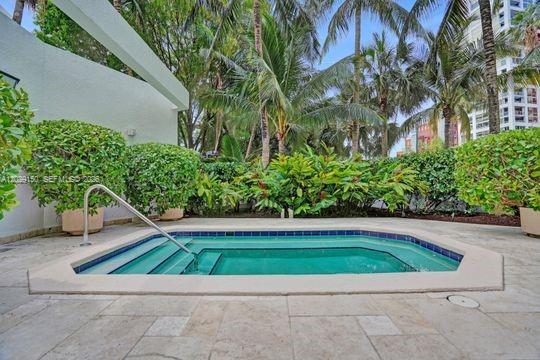 151 SE 15th Rd #502, Miami FL 33129